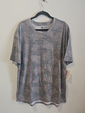 LuLaRoe Women's Short-Sleeve Tee in Gray and Pink Heather